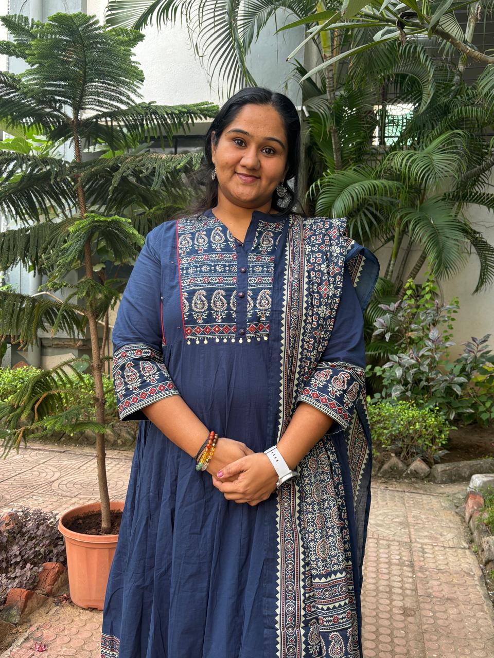 Dr. Ratna Bhatt, Spiritual Healer